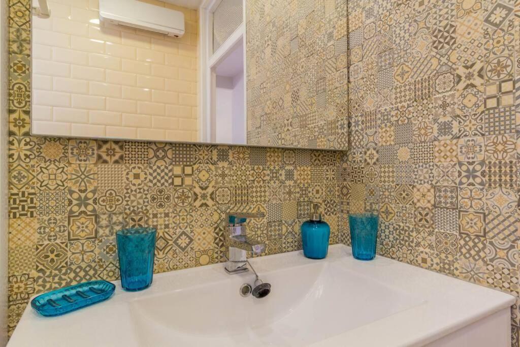 Cosy & Downtown Flat Valencia. Apartment Luaran gambar